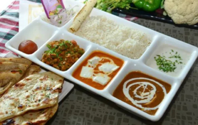Veg Deluxe Thali